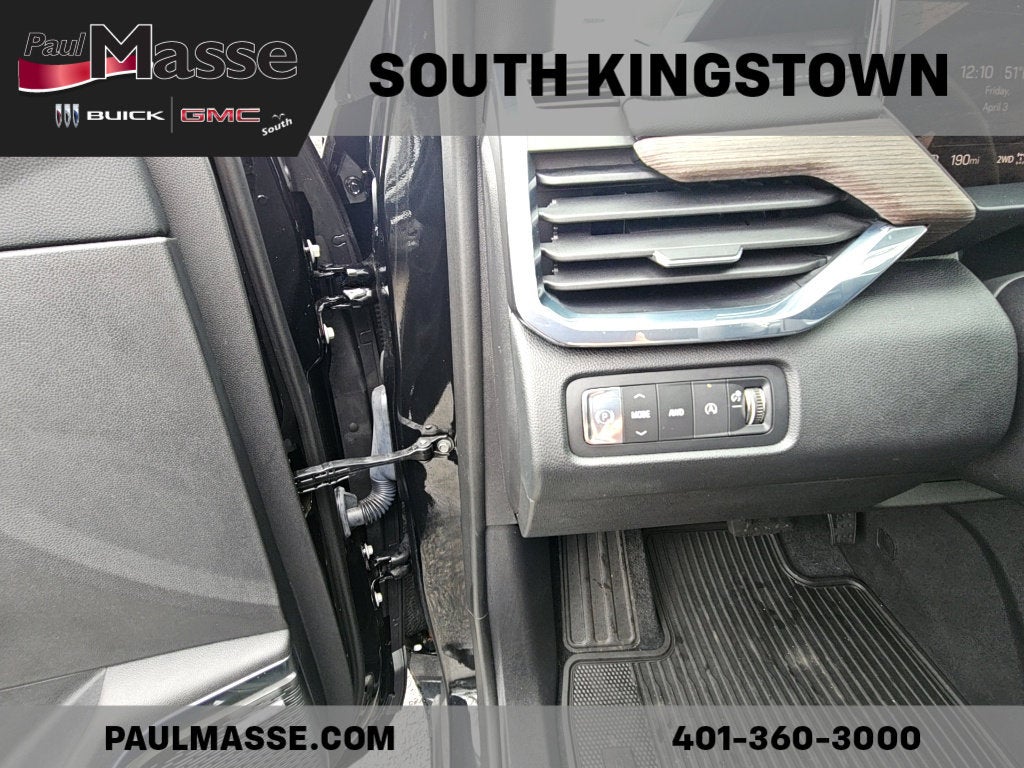 2025 GMC Acadia Denali