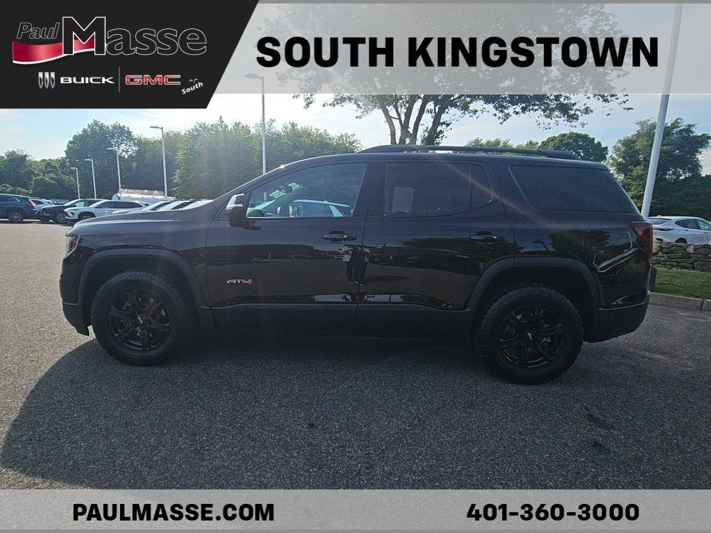2023 GMC Acadia AT4