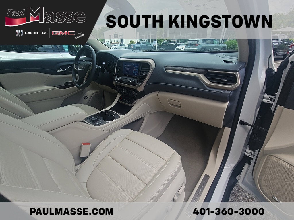 2023 GMC Acadia Denali