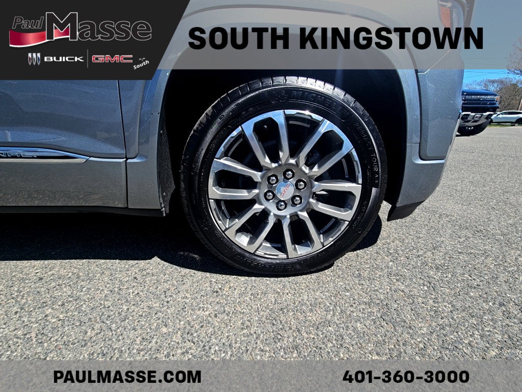 2023 GMC Acadia Denali