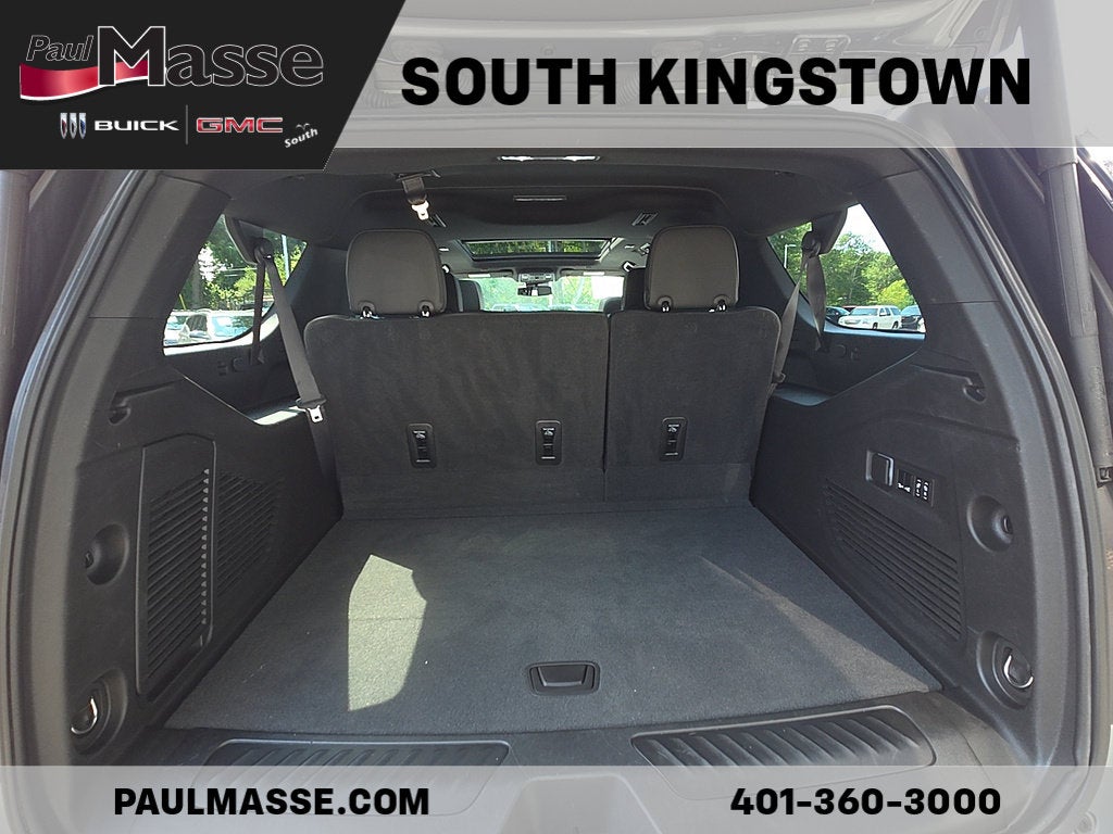 2023 GMC Yukon XL SLT
