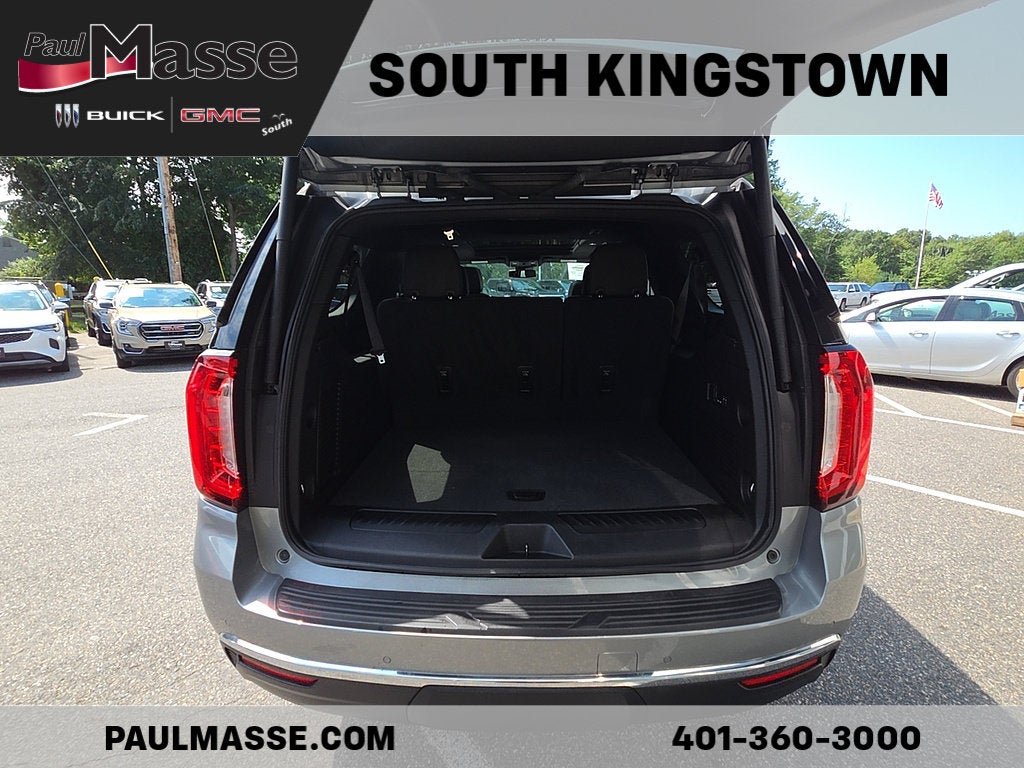 2023 GMC Yukon XL SLT