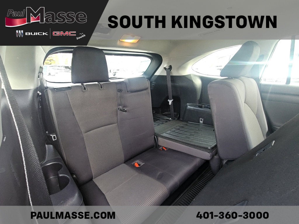 2020 Toyota Highlander LE