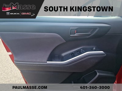 2020 Toyota Highlander LE