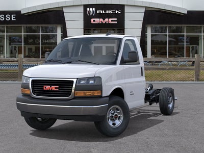 2025 GMC Savana Cutaway 3500 Base