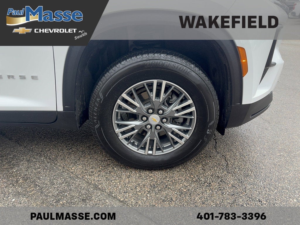 2024 Chevrolet Traverse LS