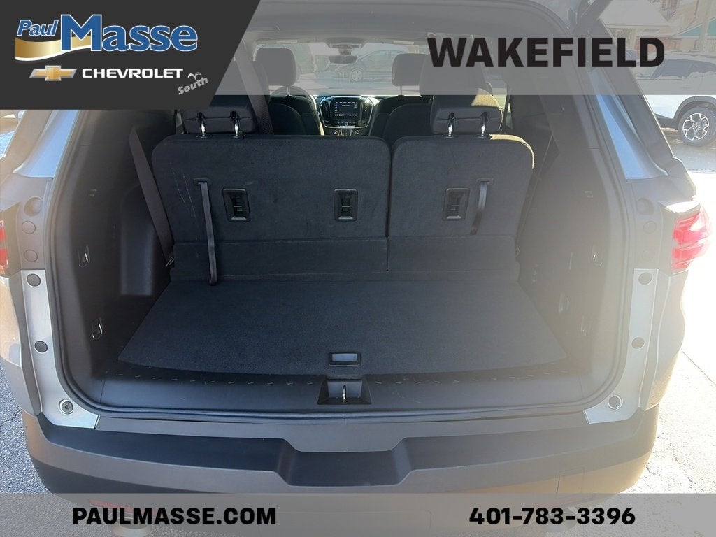 2023 Chevrolet Traverse LT Cloth