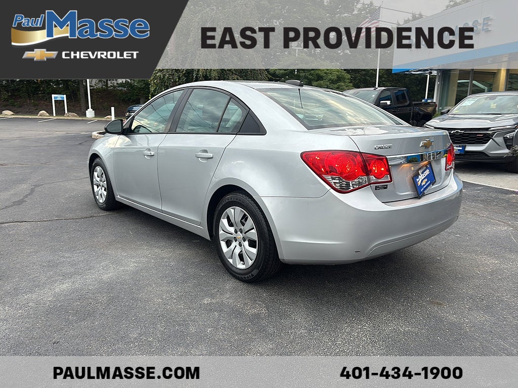 2015 Chevrolet Cruze Sedan LS (Automatic)