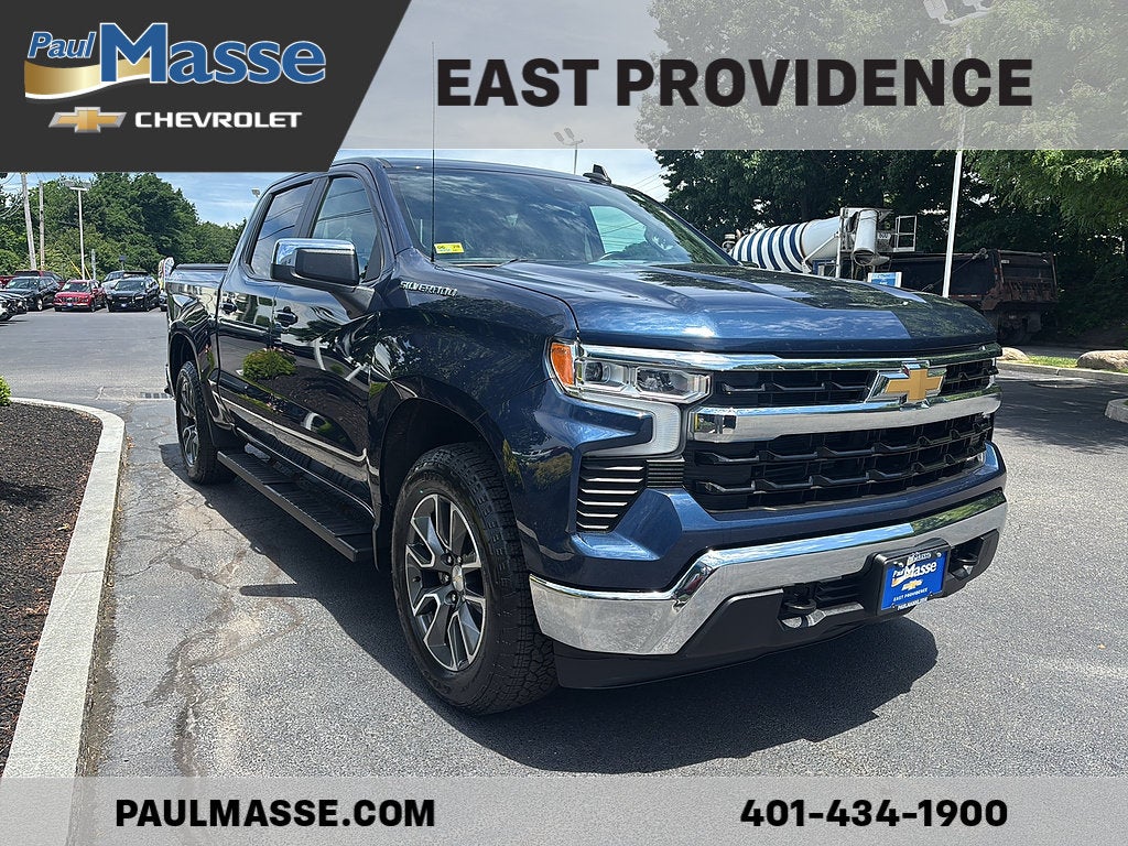 2022 Chevrolet Silverado 1500 Crew Cab Short Box 4-Wheel Drive LT 2FL