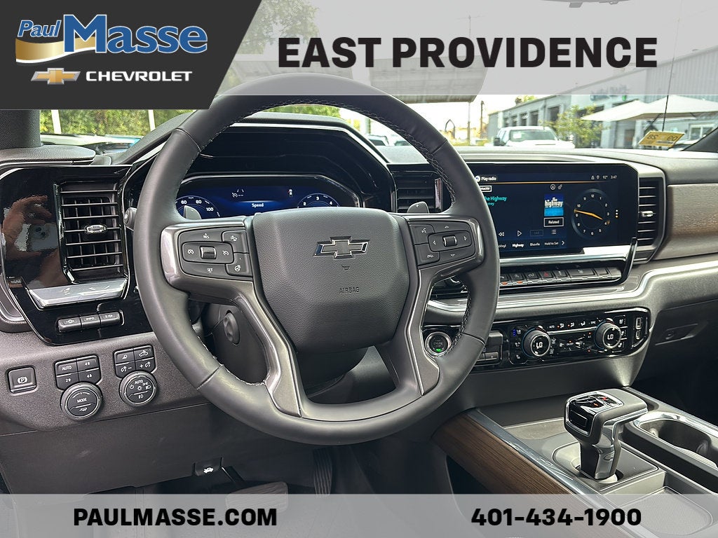 2025 Chevrolet Silverado 1500 Crew Cab Short Box 4-Wheel Drive High Country