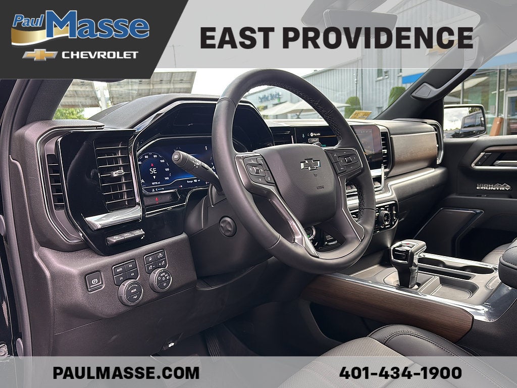 2025 Chevrolet Silverado 1500 Crew Cab Short Box 4-Wheel Drive High Country