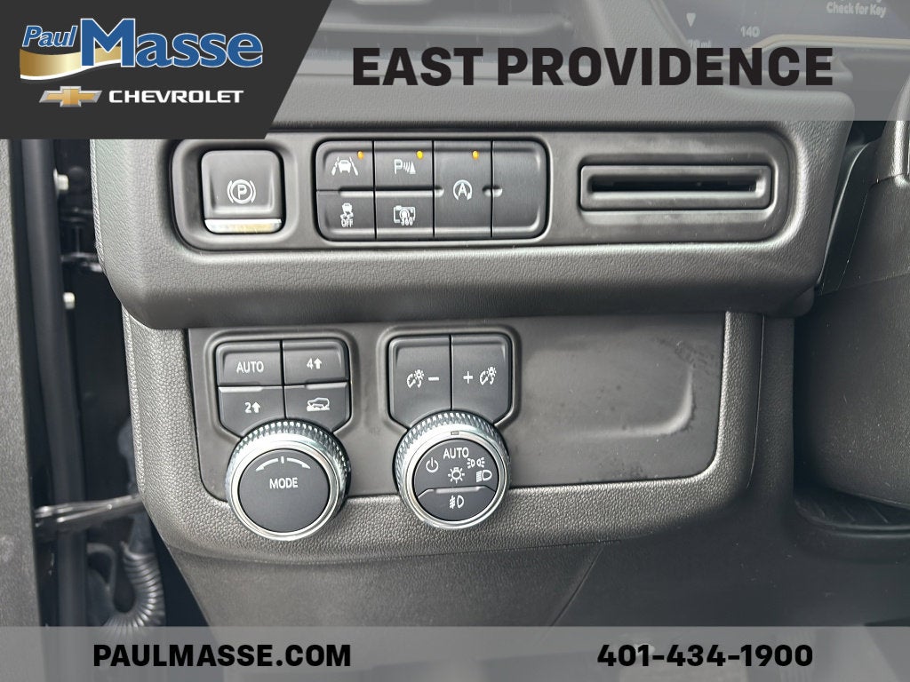 2023 GMC Yukon XL 4WD 4dr SLT