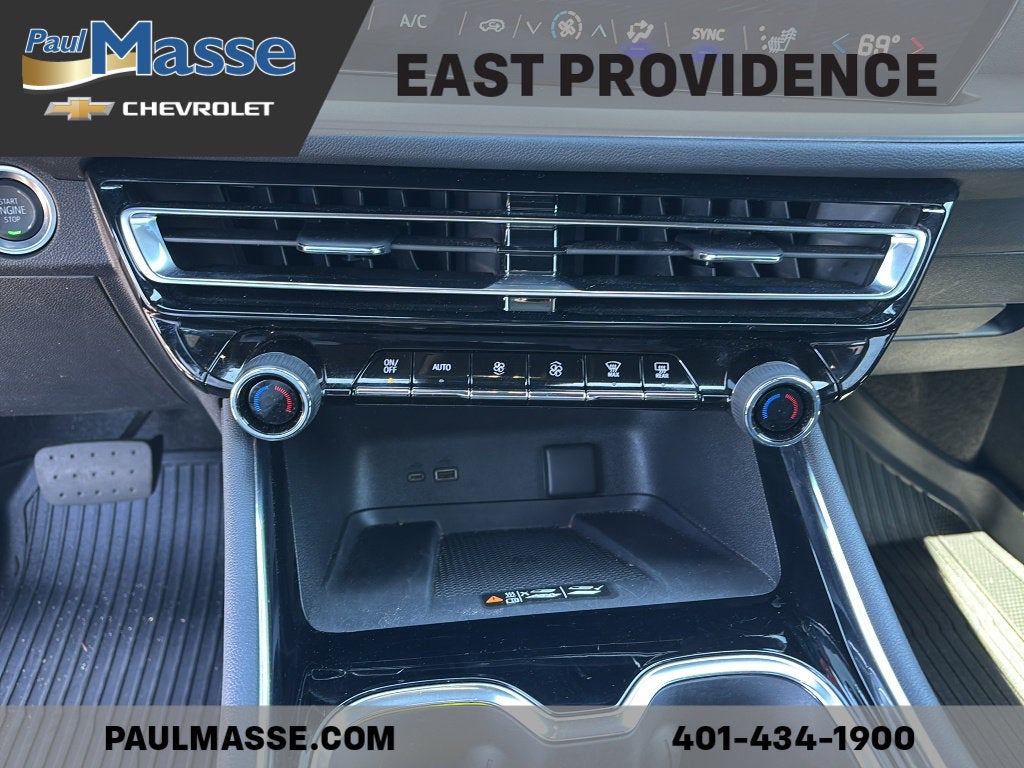 2025 Chevrolet Traverse LT w/2LT
