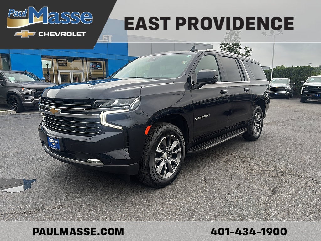 2023 Chevrolet Suburban 4WD LT