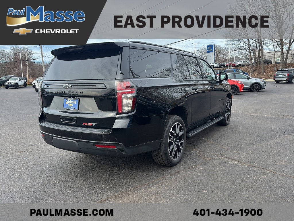 2023 Chevrolet Suburban Base
