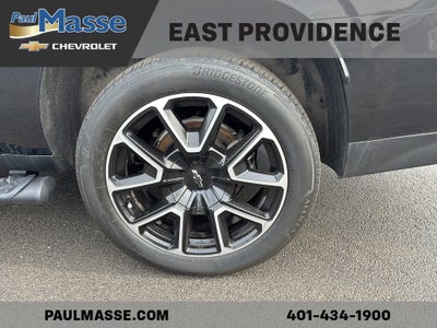 2023 Chevrolet Suburban Base