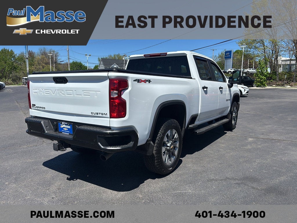 2026 Chevrolet Silverado 2500 HD Crew Cab Standard Box 4-Wheel Drive Custom