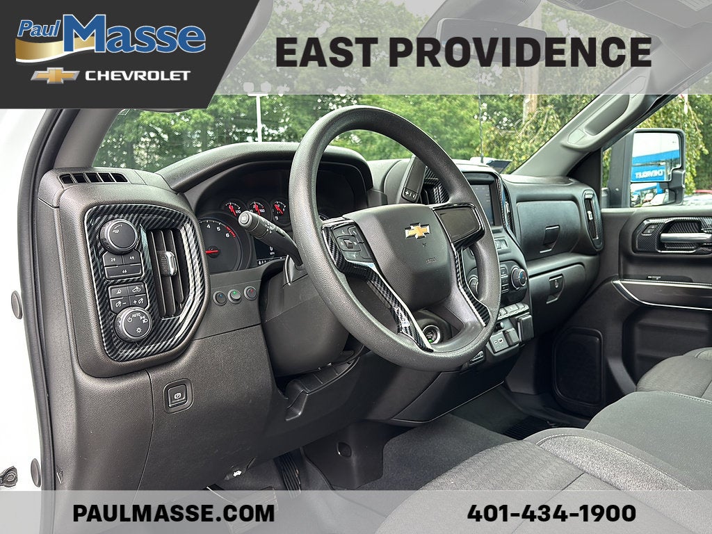 2024 Chevrolet Silverado 2500 HD Crew Cab Standard Box 4-Wheel Drive Custom