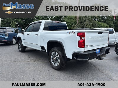 2024 Chevrolet Silverado 2500 HD Crew Cab Standard Box 4-Wheel Drive Custom