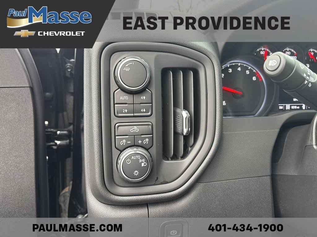 2024 Chevrolet Silverado 1500 Crew Cab Short Box 4-Wheel Drive Custom Trail Boss