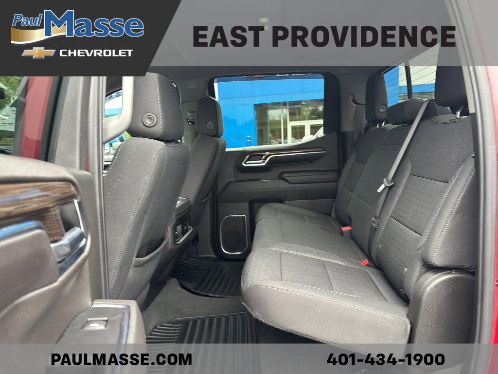 2022 Chevrolet Silverado 1500 Crew Cab Short Box 4-Wheel Drive RST