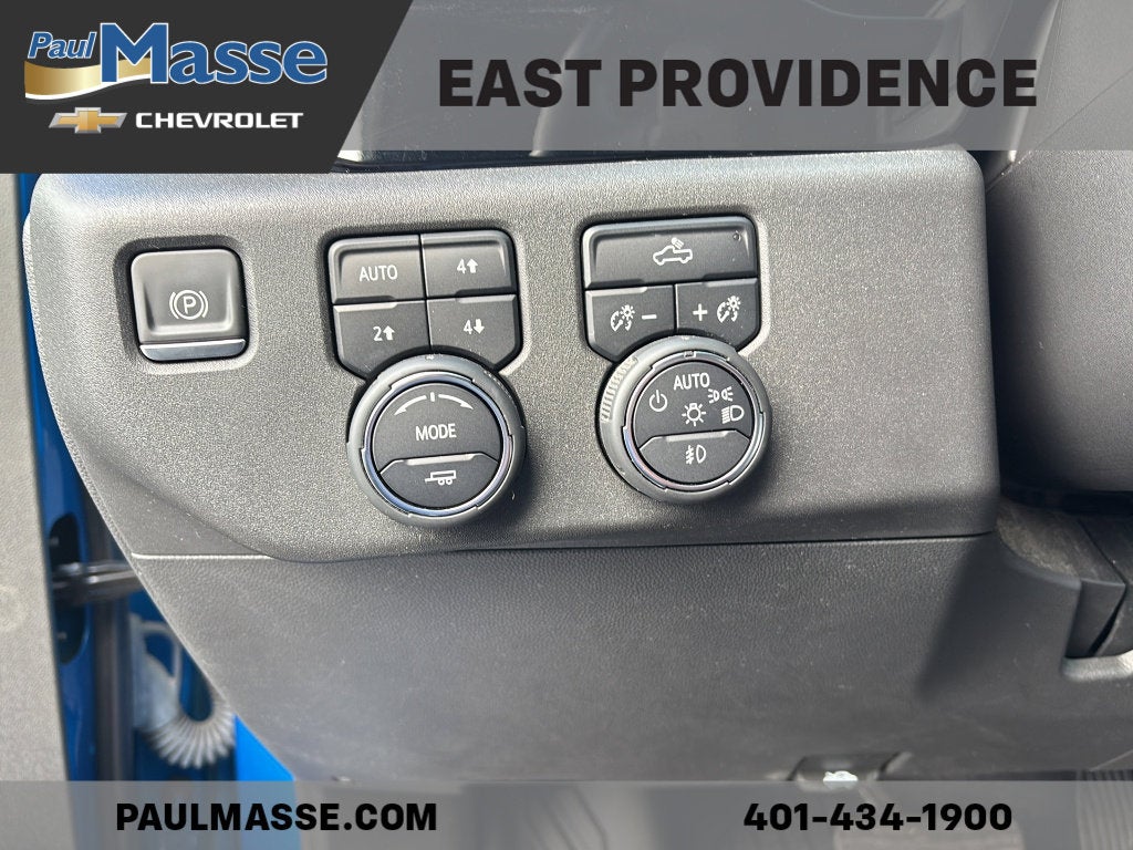 2022 Chevrolet Silverado 1500 Crew Cab Short Box 4-Wheel Drive LT Trail Boss