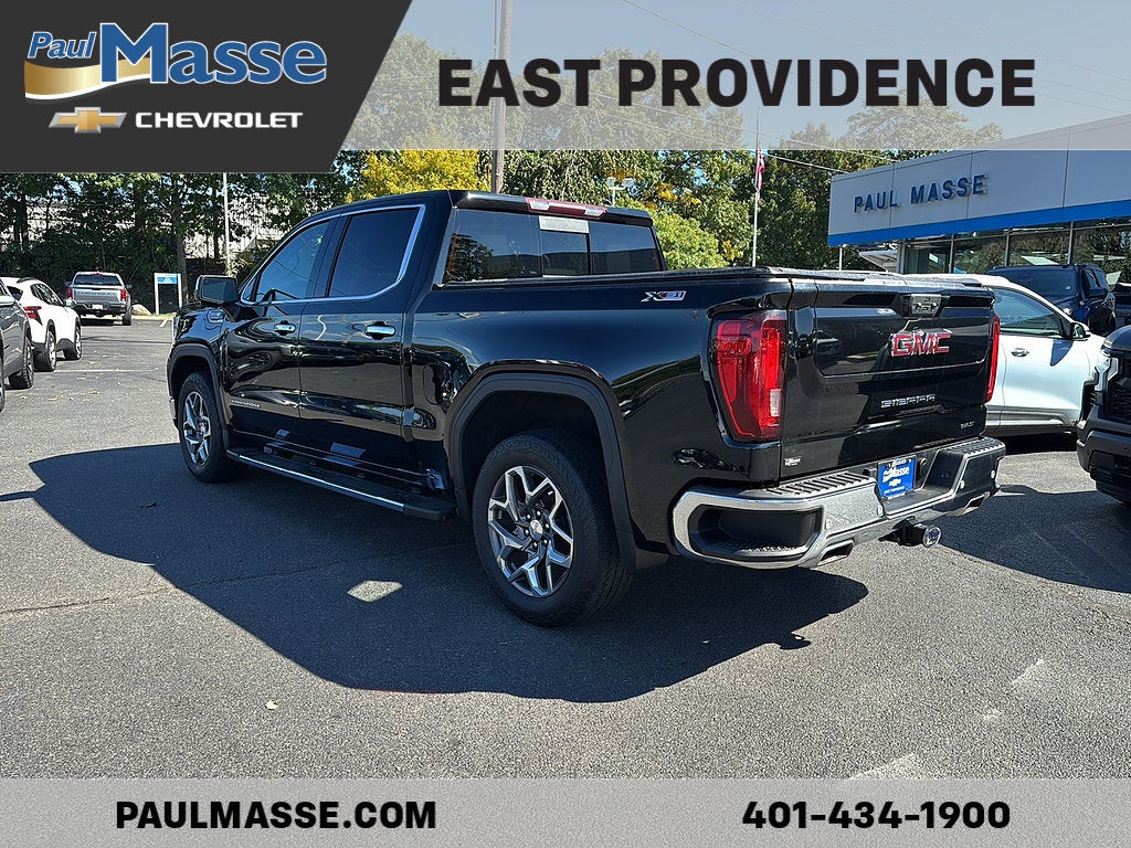 2023 GMC Sierra 1500 Crew Cab Short Box 4-Wheel Drive SLT