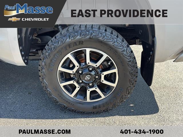 2018 Toyota Tundra 4WD SR5 CrewMax 5.5' Bed 5.7L (SE)