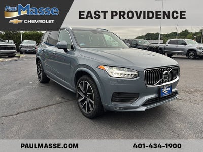 2022 Volvo XC90 T6 AWD Momentum 6P